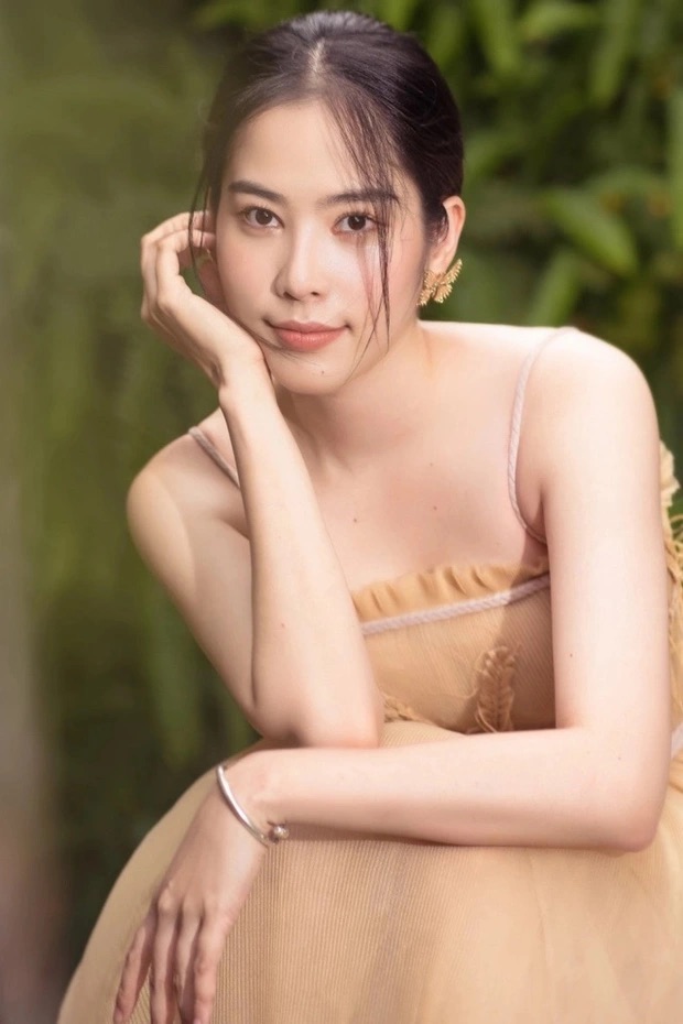 Clip sex Nam Em cưỡi ngựa trên bụng bạn trai